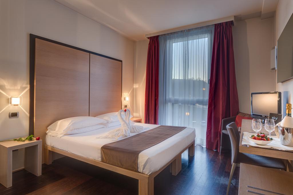 Best Western Hotel San Marco Siena Bilik gambar